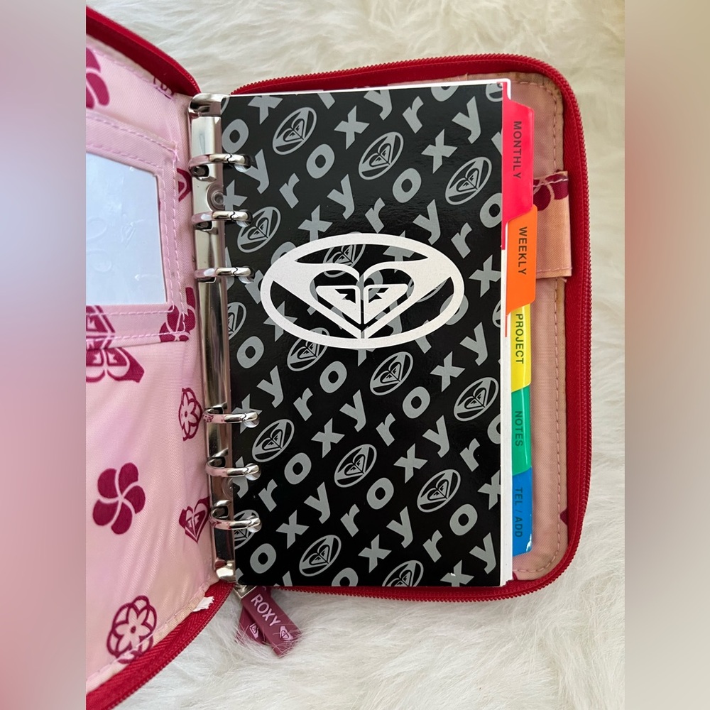 RARE/HTF!! Roxy Planner - Picture 15 of 16